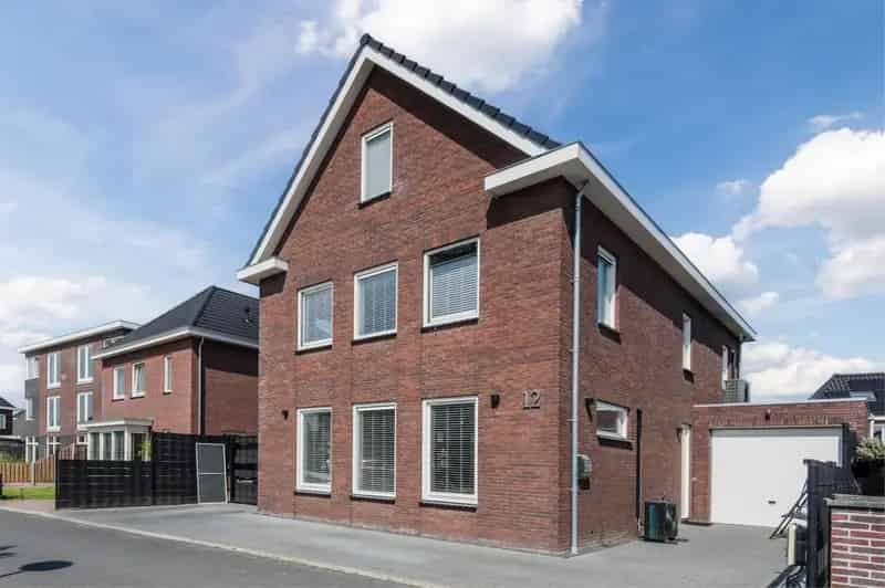 Riante Villa te koop in Lelystad Warande