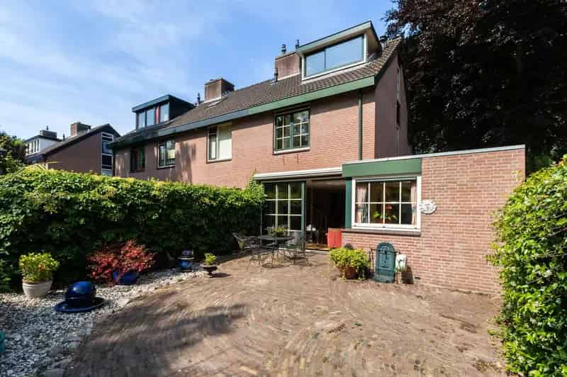 Huis te koop Bussum 132m2 3 slaapkamers tuin parkeren