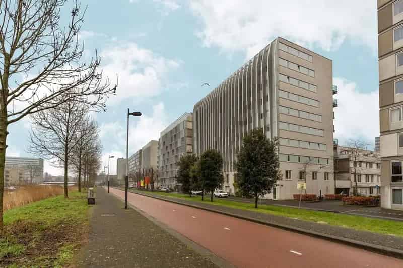 4-Kamer Appartement Bos en Lommer  Gestoffeerd