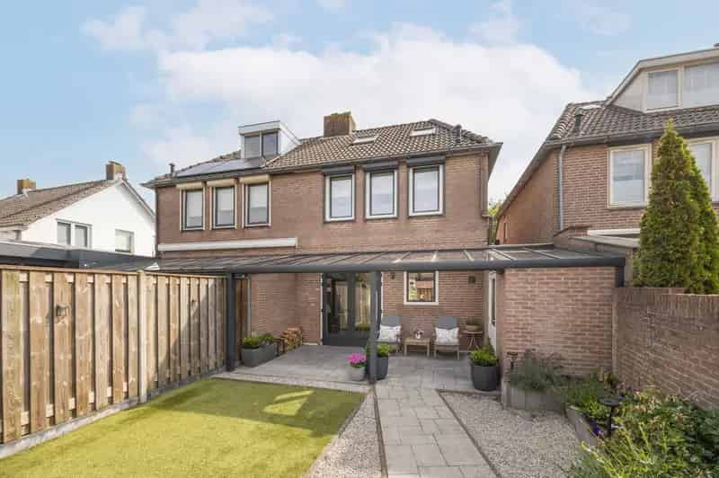 Twee Onder Een Kapwoning Etten Leur 3 Slaapkamers Vrij Uitzicht