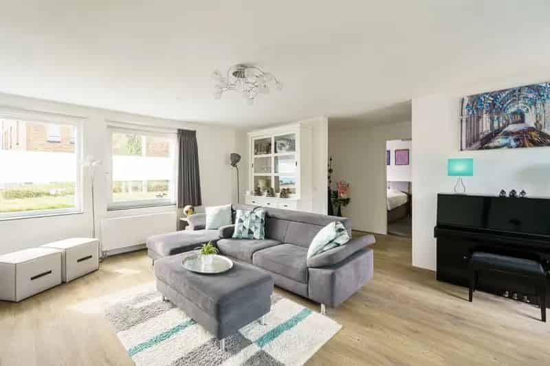 Huis te koop Ypenburg 3 slaapkamers 2 badkamers zonnige tuin