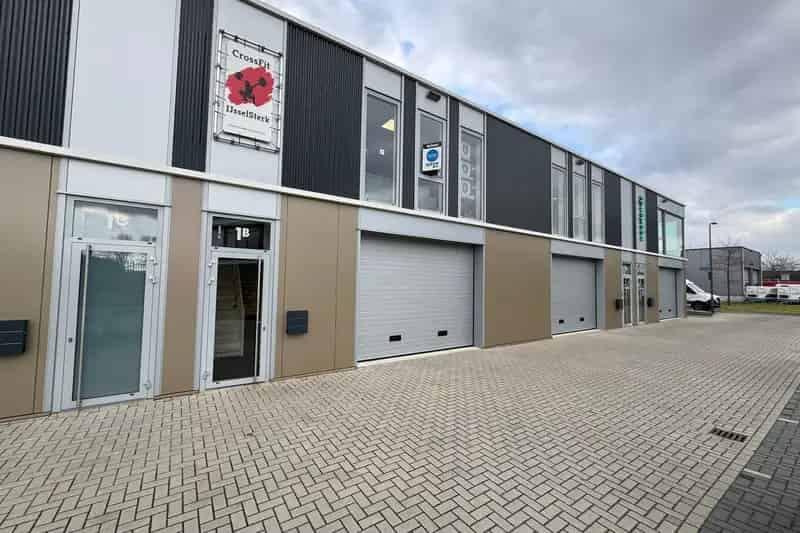 Bedrijfshal te Huur Dieren 171m2 Kanaalzone