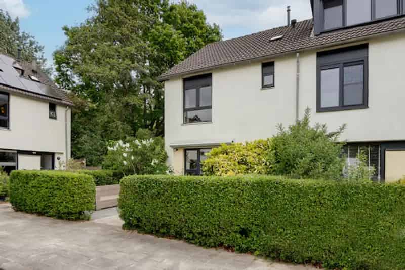 Ruime Eengezinswoning 4 Slaapkamers Hoofddorp