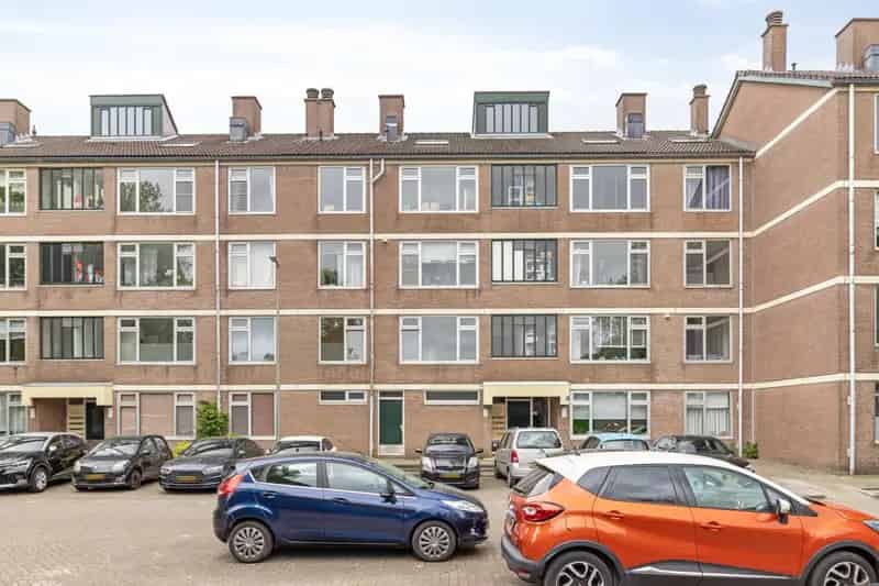 4-Kamer Appartement Schiedam Balkon Oosten