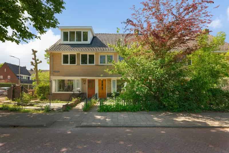 Herenhuis te koop Badhoevedorp: Ruim & Karakteristiek