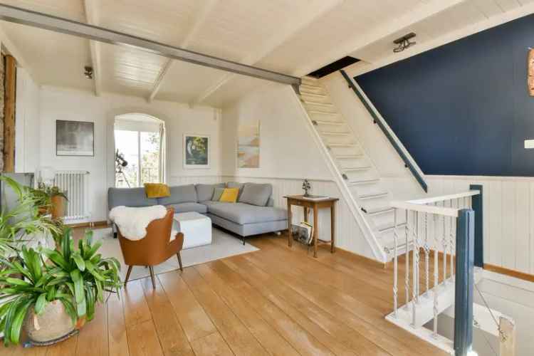 Dijkhuis Schellingwoude Amsterdam: 3 slaapkamers, 106m2, uitzicht op water