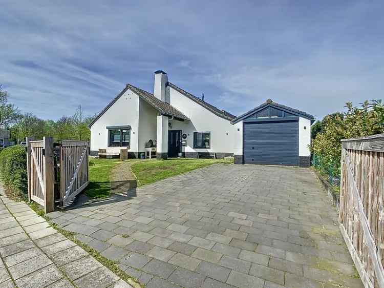 Huis Te Koop in 4, Veerhoeklaan, Oostburg, Zeeland