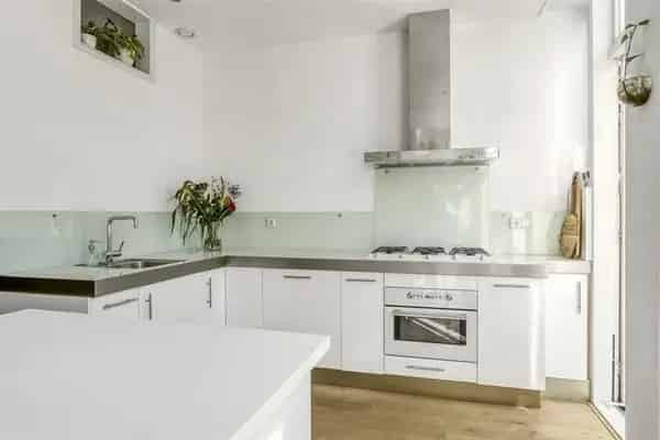Te Huur: Ruim 2 Slaapkamer Appartement Liskwartier Rotterdam