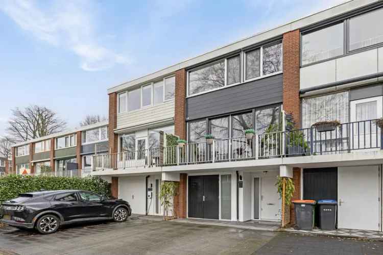 Ruime 5-kamer woning Hoogland - Instapklaar met Tuin en Berging