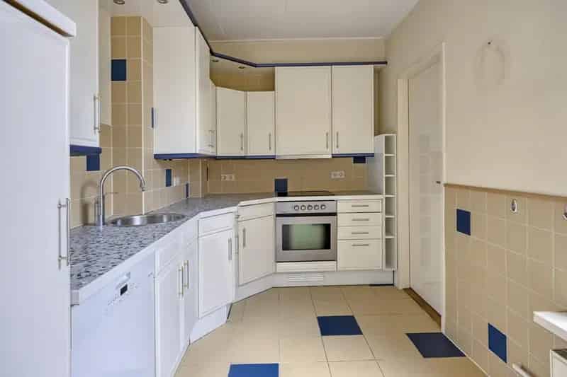 Ruime Tussenwoning IJsselmuiden 5 Slaapkamers Zonnige Tuin