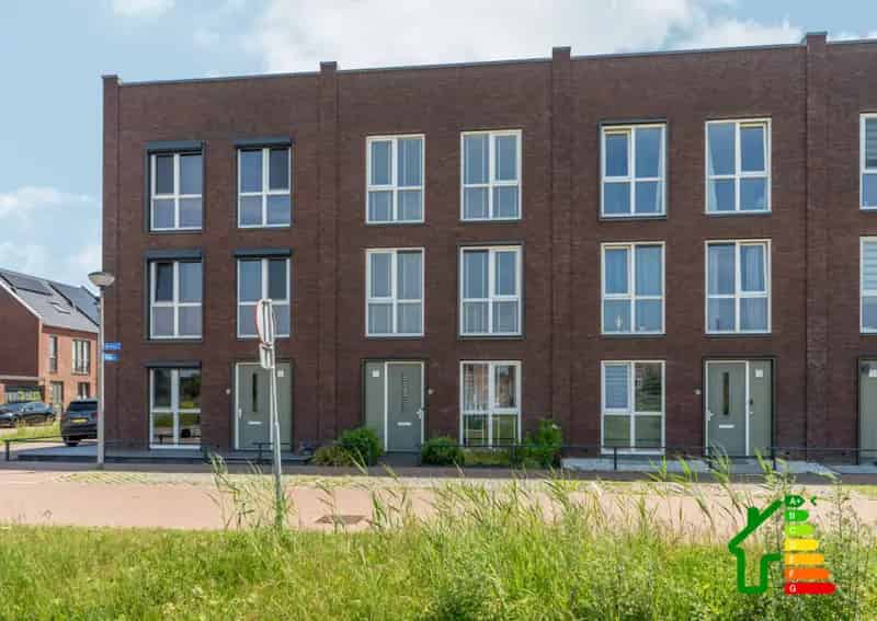 Huis Te Koop , 78, Brons, Arnhem, Gelderland