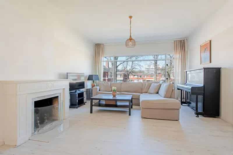 5 Kamer appartement Den Haag 126m2 gerenoveerd