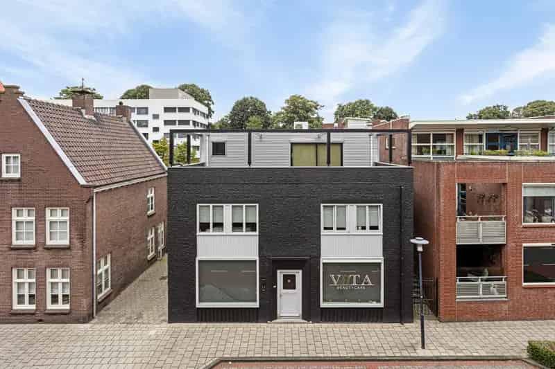 Bedrijfshal Waalwijk Te Koop 390m2 Appartementen