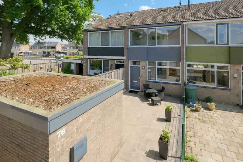 Instapklare Tussenwoning 4 Slaapkamers Schelfhorst