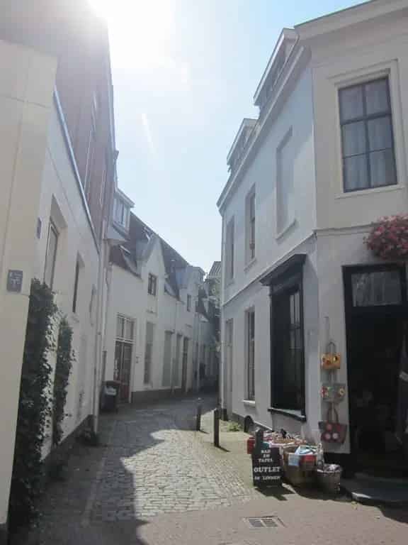 Studio Arnhem Centrum: 30m2 Zelfstandige Studio