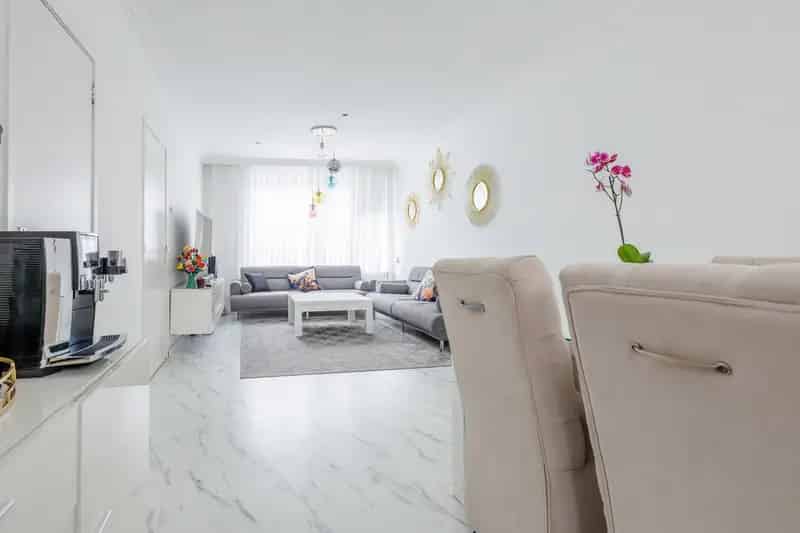 Ruime Tussenwoning 4 Slaapkamers Rotterdam Zuid