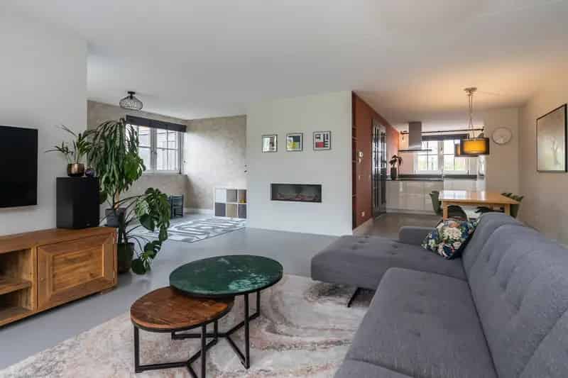 Luxe 2-onder-1-kapwoning Den Haag