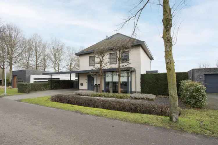 Riant Vrijstaand Huis 5 Slaapkamers Grote Garage Weert