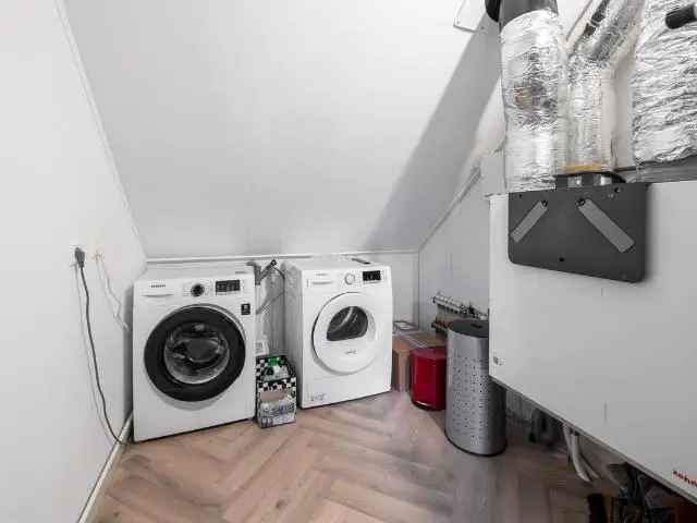 Gemeubileerd Herenhuis Den Haag 2 Slaapkamers Tuin Gasloos