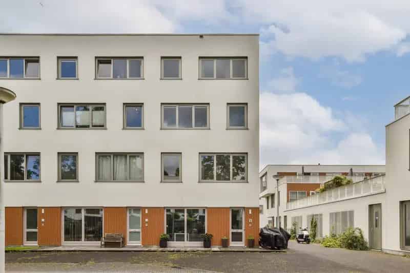 Luxe Stadsvilla Amsterdam Nieuw-West 4 slaapkamers Dakterras Parkeerplaats