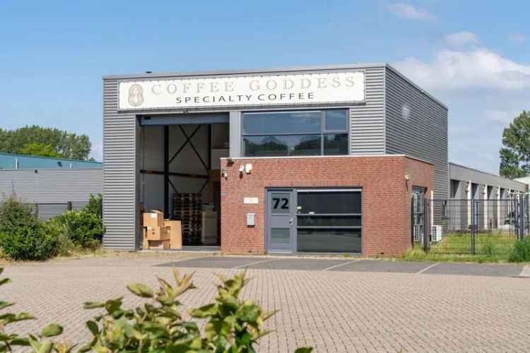 Bedrijfshal Lelystad | Zoek bedrijfshallen te koop: Zuiveringweg 72 8243 PE Lelystad [funda in business]