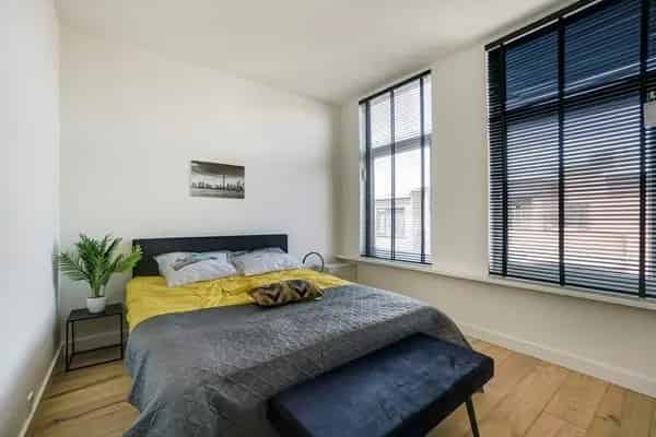 Te Huur: Luxe 5-Slaapkamer Appartement Den Haag