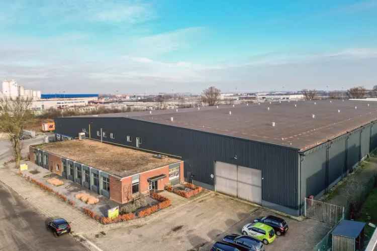 Bedrijfshal te Huur Tiel 12230 m2 Opslag Crossdock