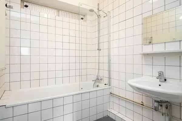 Huren woning  Reageer via Funda of Pararius