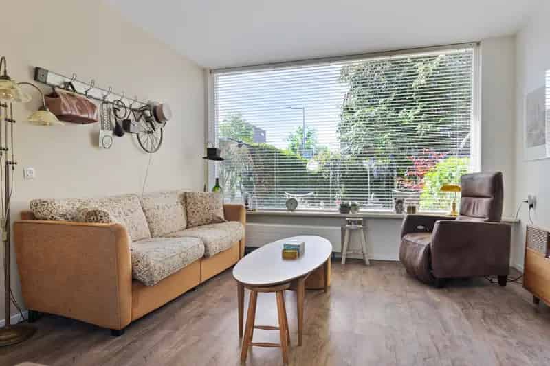Huis te koop Rotterdam Charlois: Ruime eengezinswoning met 3 slaapkamers en 9 zonnepanelen