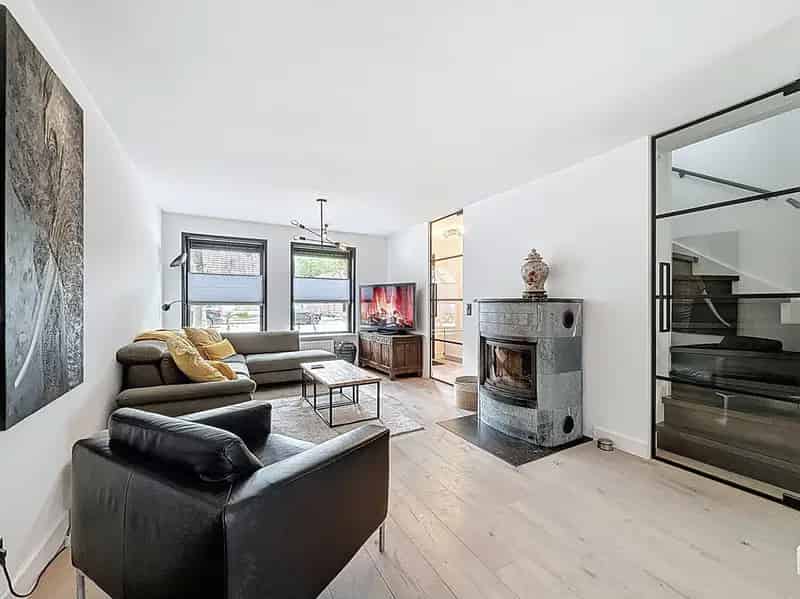 Instapklare Tweekapper Aardenburg 3 slaapkamers Luxe Keuken Garage Tuin
