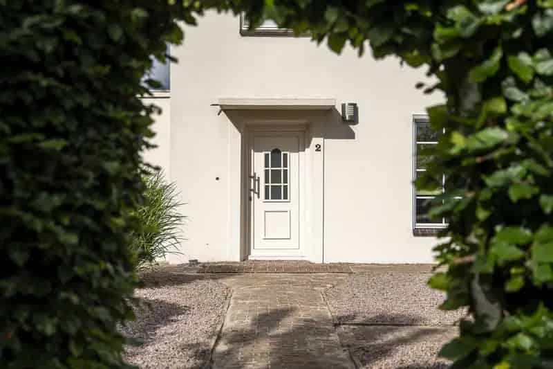Vrijstaande woning Alphen met dubbele garage en riante tuin