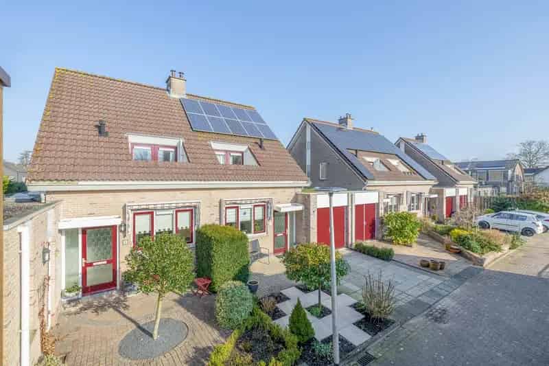 2-onder-1-kapwoning Pijnacker 3 slaapkamers 2 badkamers Tuin