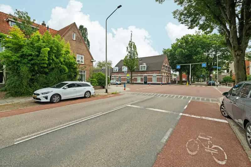 Jaren 30 woning Nijmegen Brakkenstein Ruime gezinswoning garage