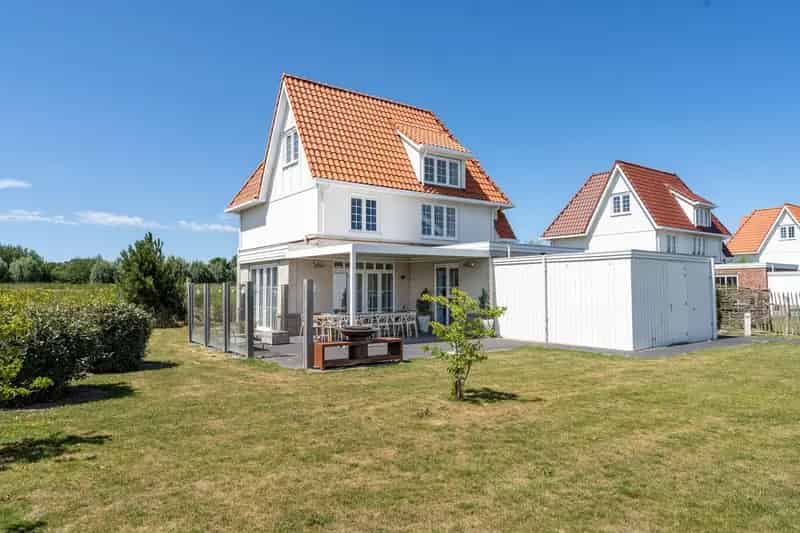 Luxe Villa West Zeeuws Vlaanderen Nabij Strand 7 Slaapkamers