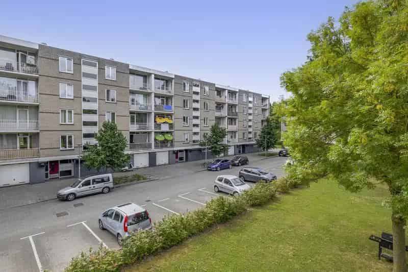 2 Kamer Appartement te Koop - Ruim - Balkon - Centrale Ligging