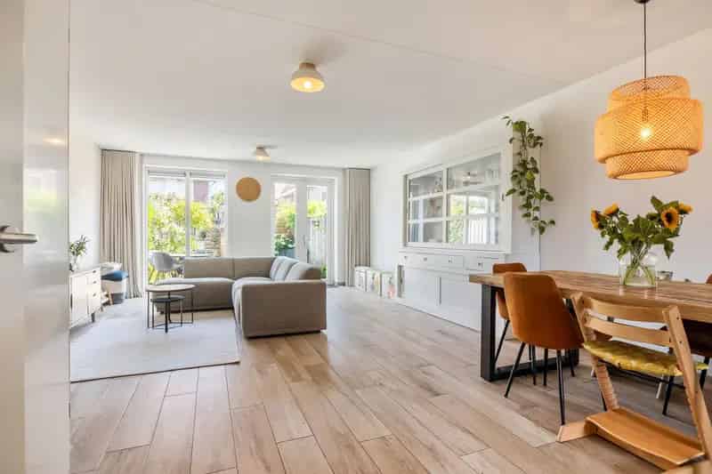 6-kamer tussenwoning Tuindorp Baarschot