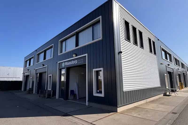 Bedrijfshal Sassenheim te Huur of Koop 135m2