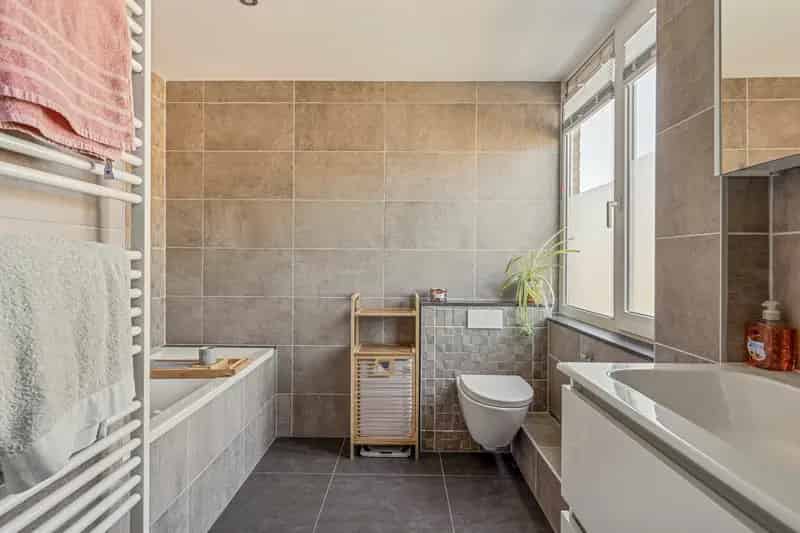 Royale Hoekwoning Gorinchem 3 slaapkamers moderne keuken zonnige tuin