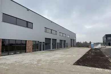 75 m2 bedrijfsruimte te huur in Liessel