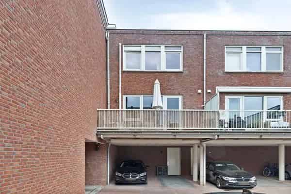 3 Laags Appartement Papendrecht Centrum  Eigen Parkeerplaats  Luxe Afwerking
