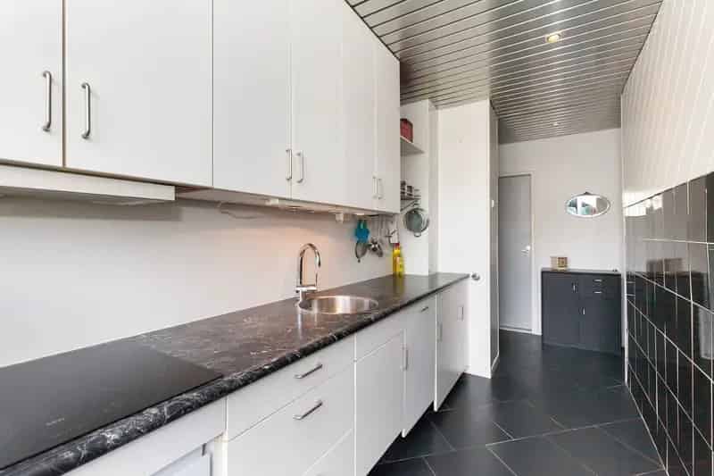 Ruim 3 Kamer Appartement Vlaardingen Westwijk Nabij Winkels Openbaar Vervoer