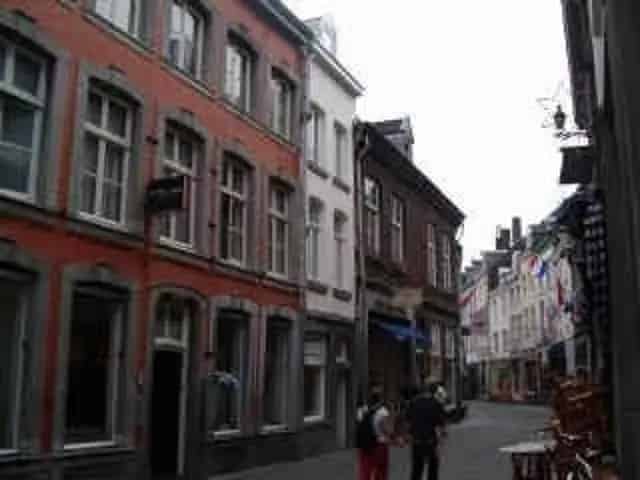 Studio Maastricht Centrum te Huur Inclusief GWE Internet