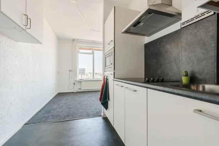 2-kamer appartement Leiden Cronesteijn: Licht, zonnig, balkon, berging