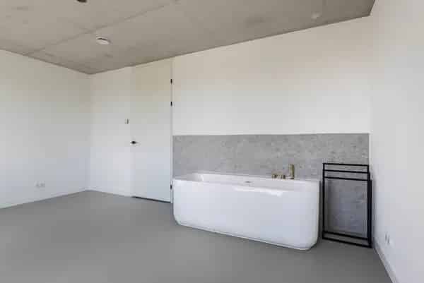Amsterdam Noord: Luxe 4 Slaapkamers Huis te Huur