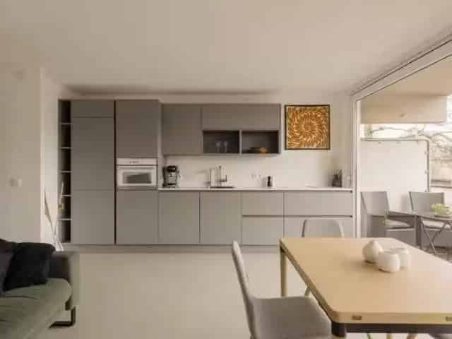 Ruime woning Amsterdam Part Greinerstraat 2 slaapkamers zonnig terras