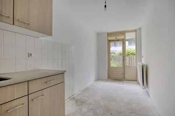 3 Kamer Benedenwoning Oude Westen Grote Tuin