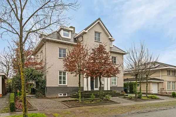 Ruime Vrijstaande Woning te Huur Eindhoven Amerikaanse Wijk