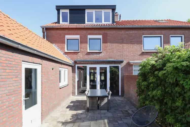5 Slaapkamers 2 Badkamers Ruime gezinswoning Spakenburg