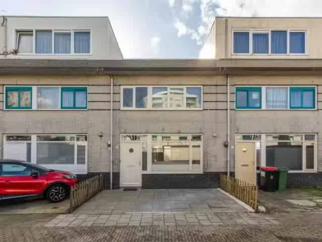 Ruime eengezinswoning nabij Eendrachtspark Amsterdam