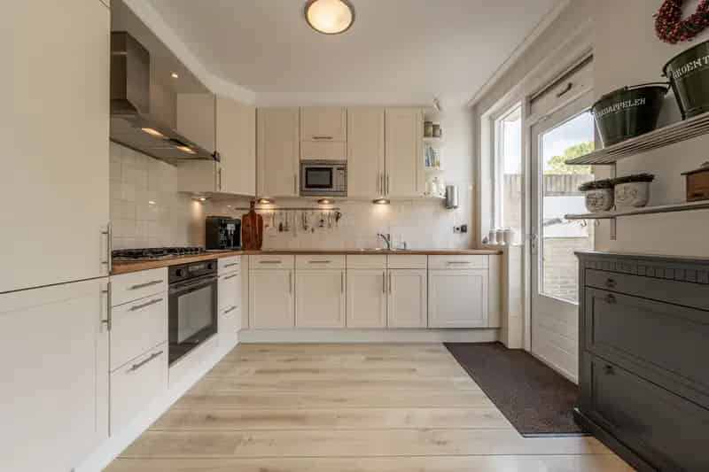 Royale Hoekwoning Barendrecht 4 slaapkamers Tuin Privacy